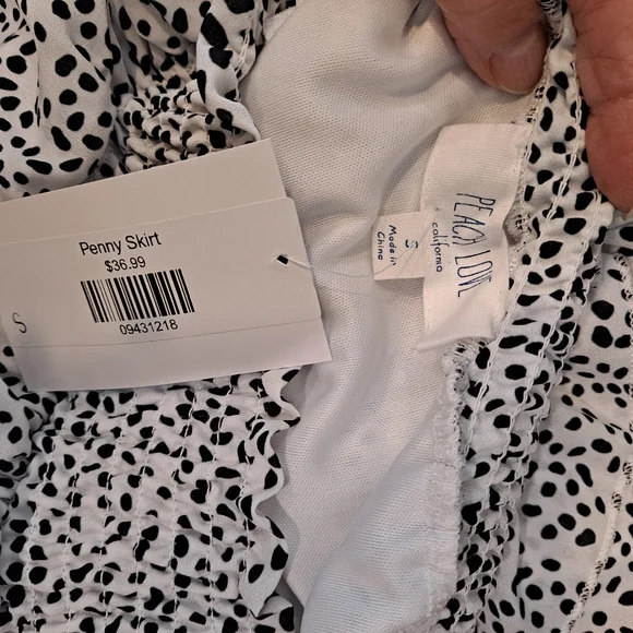 Peach Love California Black and White Skirt - Picture 7 of 8